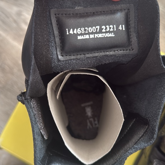 Fly London combat boots - Picture 4 of 5